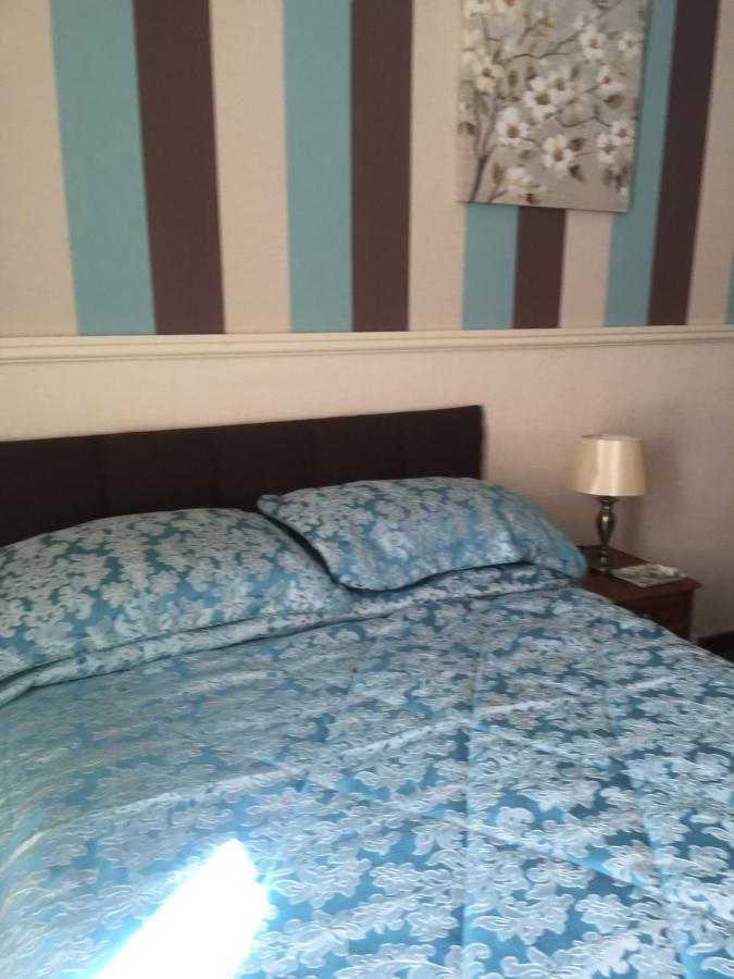 בלקפול Oakleigh Hotel מראה חיצוני תמונה