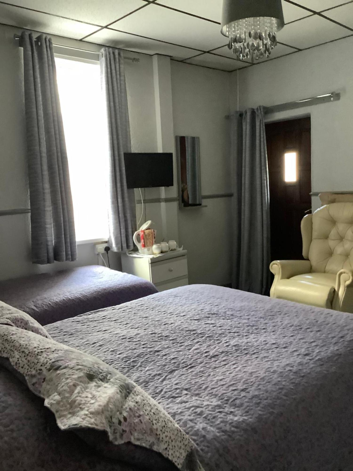 בלקפול Oakleigh Hotel מראה חיצוני תמונה