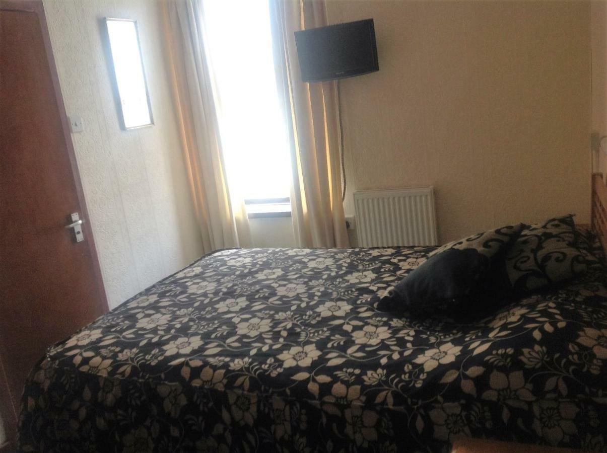 בלקפול Oakleigh Hotel מראה חיצוני תמונה