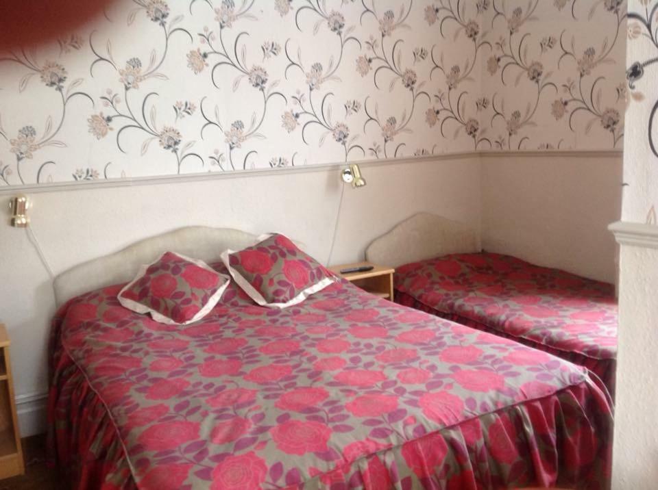 בלקפול Oakleigh Hotel מראה חיצוני תמונה